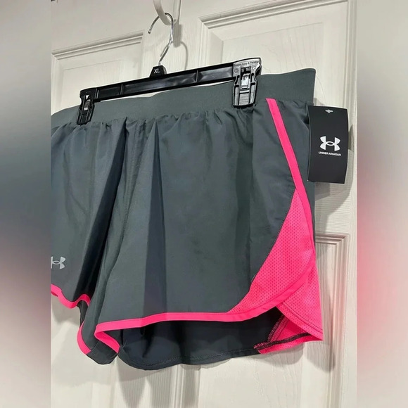 Under Armour UA Women's S Small Fly By 2.0 Running Shorts Grey Pink NWT - Picture 2 of 5